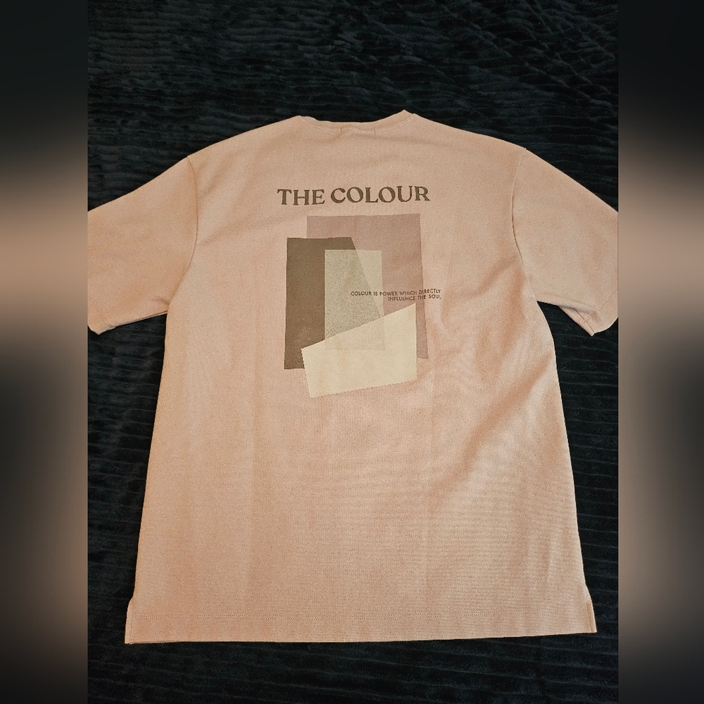 Spao for men Cream/ light purplish streetwear tee, size med